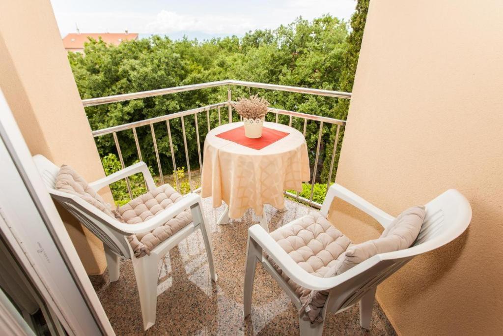 B&B Pansion Vago Malinska Exterior foto